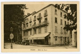 03 - VICHY - Hôtel De Tours - Avec Belles Voitures - Voir Scan - Vichy