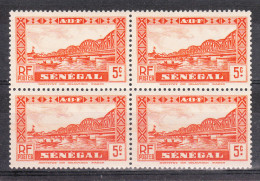 SENEGAL YT 117 Neuf ** Bloc De 4 - Unused Stamps