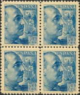 ESTADO ESPAÑOL. General Franco. Sánchez Toda. 70 Cts Azul, Bloque De Cuatro. IMPRESO EN EL LADO DE LA GOMA - Unused Stamps