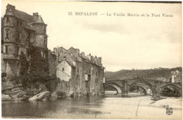 12/ CPA - Espalion - Vieille Mairie Et Pont  Vieux - Espalion