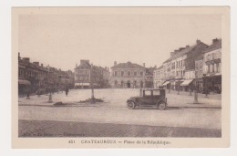 CPA  INDRE 36  CHATEAUROUX Place De La République N°451 - Chateauroux