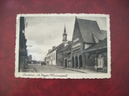 Carte Postale Ancienne De Loudéac: Le Foyer Municipal - Loudéac