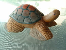 Tortue En Bois - 4-02 - Figurne Longueur 17 Cm - Largeur 10 Cm -  Hauteur 7 Cm - Legni