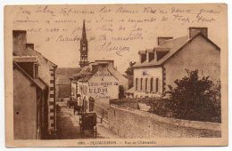 29 - Finistère / PLOMODIERN -- Rue De Châteaulin. - Plomodiern