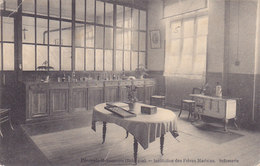 Péruwelz Bonsecours - Institution Des Frères Maristes - Infirmerie (cuisinière, Jeux De Table ?) - Péruwelz