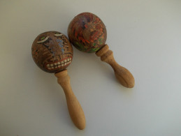 - MARACAS - - Muziekinstrumenten