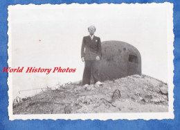 Photo Ancienne - Visite Dans Un Fort à Identifier - Tourelle Bunker - Guerra, Militares