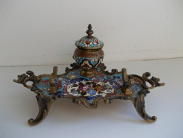 - Ancien Encrier En Bronze Cloisonné XIXè - - Inkwells