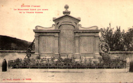 ELOYES - Le Monument élevé Aux Morts De La Grande Guerre - Pouxeux Eloyes