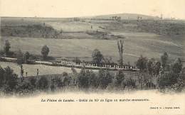 - Ref -M371- Haute Loire - La Plaine De Loudes - Defile Du 86e De Ligne En Marche Manoeuvre - Regiments - Militaria - - Loudes