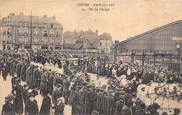 Troyes     10       Mardi Gras 1911. Fin Du Cortège - Troyes