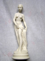 Superbe Statuette,  En Tres Bon Etat. - Sonstige & Ohne Zuordnung