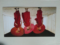 Novices Dans Le Corridor De SHWE ZI GON PAGODA  BAGAN - Myanmar (Birma)