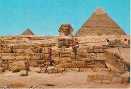 (EG26) GIZA. SPHINX AND THE PYRAMIDS OF KEPHREN AND MIKERINOS - Sphynx