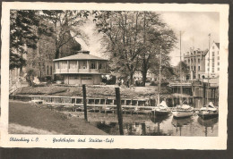 Oldenburg. Yachthafen Und Stautor-Café - Oldenburg