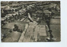 Hautes Pyrénées .galan Vue Aérienne Sur Les Cours De Tennis - Galan