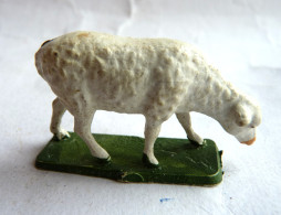 FIGURINE STARLUX  - ANIMAUX ANIMAL DE LA FERME -MOUTON Tête Penchée 4125 Pas Clairet - Starlux