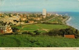 TOWN AND PIER FROM WEST CLIFFS  EASTBOURNE      (VIAGGIATA) - Southend, Westcliff & Leigh