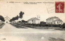 Delcampe - CPA - ANCENIS (44) - Aspect De L'Hôpital Et De L'Avenue De La Chapelle En 1931 - Ancenis