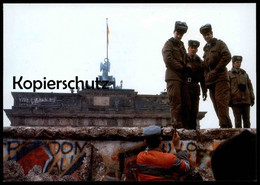 ÄLTERE POSTKARTE BERLIN BRANDENBURGER TOR VIVE L'ANARCHIE BERLINER MAUER THE WALL LE MUR SOLDAT NVA Cpa Postcard - Brandenburger Tor