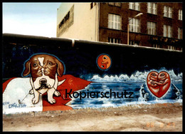 ÄLTERE POSTKARTE BERLIN DIE MAUER AM CHECKPOINT CHARLY BERLINER MAUER THE WALL OPTISCHE TÄUSCHUNG ILLUSION Dog Hund Cpa - Muro Di Berlino