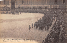 13-MARSEILLE- LES TROUPES RUSSES A MARSEILLE, LA PETITE MASCOTTE RUSSE AU DEFILE - Unclassified