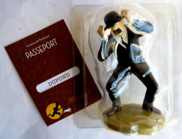 FIGURINE En Résine TF1 COLLECTION TINTIN 04 - Dupond Engoncé (2) Avec Passeport - Kuifje