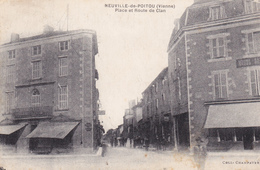 86. NEUVILLE EN POITOU. CPA PLACE ET ROUTE DE CLAN. ANNÉE 1931. - Neuville En Poitou