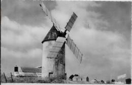 CPSM Moulin à Vent Non Circulé La Guérinière - Windmühlen