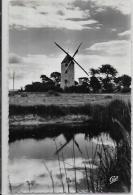 CPSM Moulin à Vent Non Circulé Au Pays Des Monts Vendée - Moulins à Vent