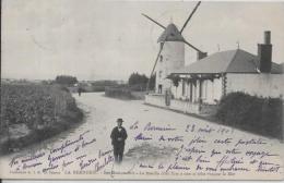 CPA Moulin à Vent Circulé La Bernerie - Windmills