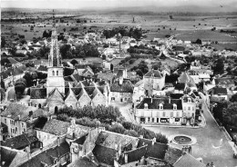 21-MEURSAULT- VUE DU CIEL, LA PLACE DE L'HÔTEL DE VILLE - Meursault