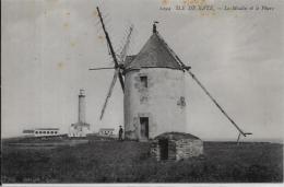CPA Moulin à Vent Non Circulé Ile De BATZ - Windmühlen