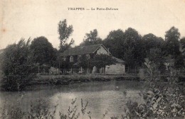 CPA    -    TRAPPES    -    LA PETITE DEFONCE - Trappes