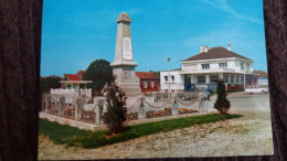 CPSM THOUROTTE OISE LE MONUMENT AUX MORTS ET LA POSTE 2 CV ET R6 OU 8 - Thourotte