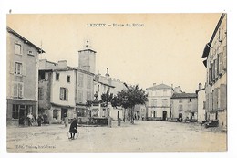 LEZOUX  (cpa 63)  Place Du Pilori   -    - L 1 - Lezoux
