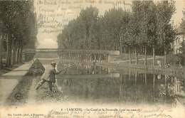 89 - 031016 - LAROCHE - Le Canal Et La Passerelle (pris En Amont) Pêcheur - Laroche Saint Cydroine