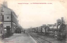 Les Yveteaux-Fromentel    61   Intérieur De La Gare Train (voir Scan) - Sonstige & Ohne Zuordnung