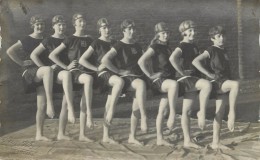 COURS DE GYMNASTIQUE (HU Sur Les Maillots) -Carte Photo,Eugène Wéry, Rue Guillaume Delarge Herstal. - Herstal