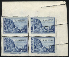 GJ.745, Corner Block Of 4 With VARIETY: Diagonal Perforation Reentry, Tiny Defects, Very Nice And Rare! - Officials