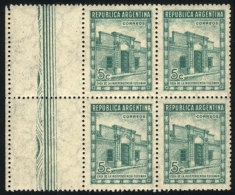 GJ.901CZ, Block Of 4 With 2 Labels, VF Quality, Catalog Value US$40. - Other & Unclassified