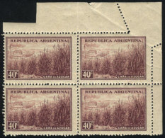 GJ.810, Corner Block Of 4 With Perforation VARIETY In The Corner, Excellent And Very Nice! - Other & Unclassified