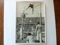 OLYMPIA 1936 - Band II - Bild Nr 61 Gruppe 59 - Le Japonais Oe - Sports