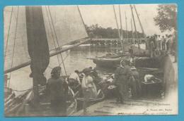 CPA - Pêcheurs Bateaux Les Sardiniers LE POULIGUEN 44 - Le Pouliguen