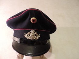 Rare Casquette De Sapeurs Pompiers Allemagne De L'ouest - Firemen