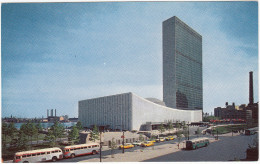 United Nations Buildings - New York City : BUSES & TAXI'S/CAB'S - (N.Y.C.,- USA) - Other Monuments & Buildings