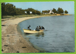 ILE D'ARZ - Plage Du Moulin (animation) Photo Véritable Colorisée Circulé 1966 - Ile D'Arz