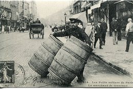 Y787  / REPRO CPA PETITS METIERS DE PARIS LE MARCHAND DE TONNEAUX - Venters