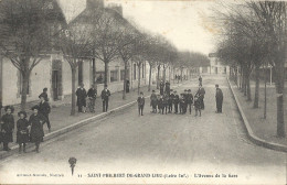 CPA Saint Philbert De Grand Lieu - L'avenue De La Gare - Saint-Philbert-de-Grand-Lieu