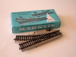 Marklin 5117 - 3 Scambi Elettrici + 1 Scatola Originale - Track